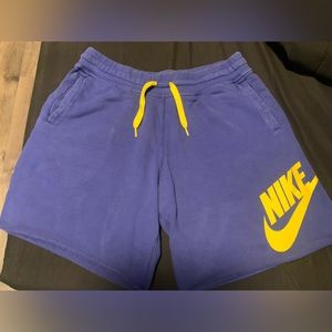 Nike short